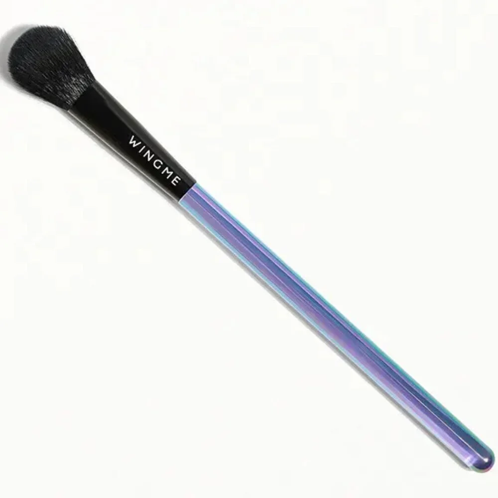 WINGME All-Over Eyeshadow Brush‎ - NEW IN PACKAGE!